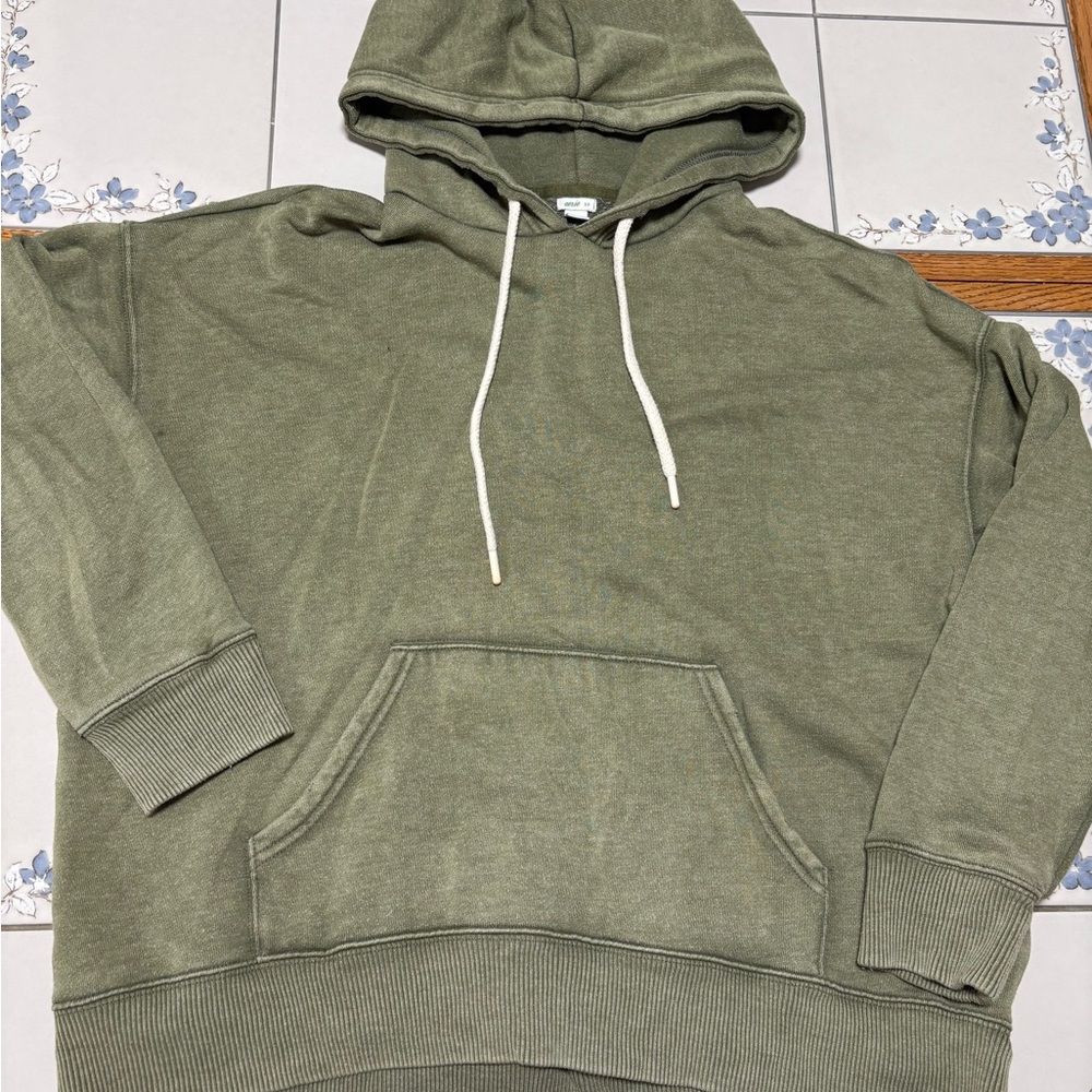 Aerie Women’s Sage Green Hoodie